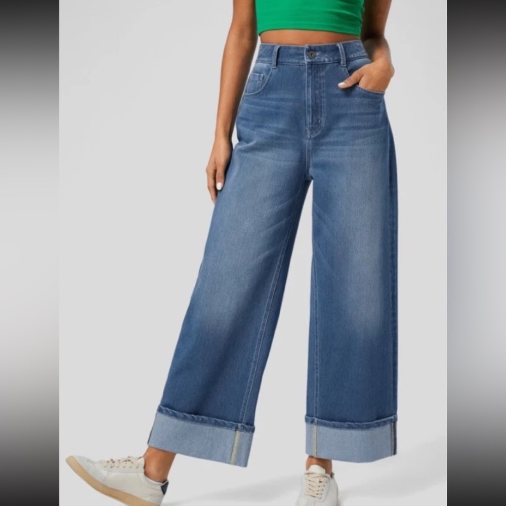 NWT Halara Flex High Waisted Rolled Hem Wide Leg Jeans Size Small Petite